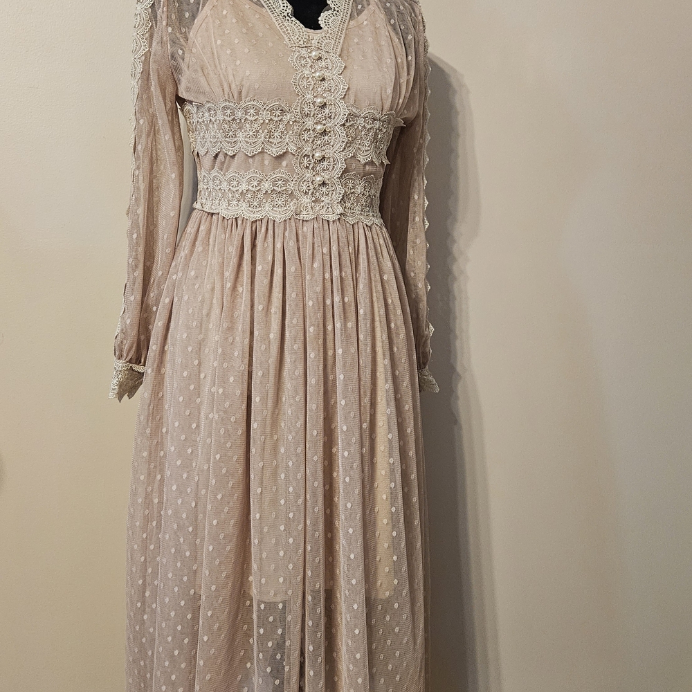 유행 Chic Lace-Accented Long Sleeve Dress vintage Gunne Sax-style midi Empire Wast